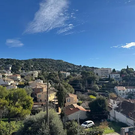 Beautiful 4 - 2 Km From Downtown Cannes Διαμέρισμα *