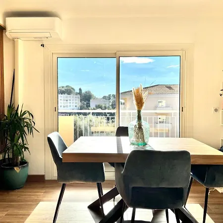 Beautiful 4 - 2 Km From Downtown Cannes Λε Κανέ