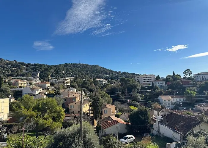 Beautiful 4 - 2 Km From Downtown Cannes Apartment *